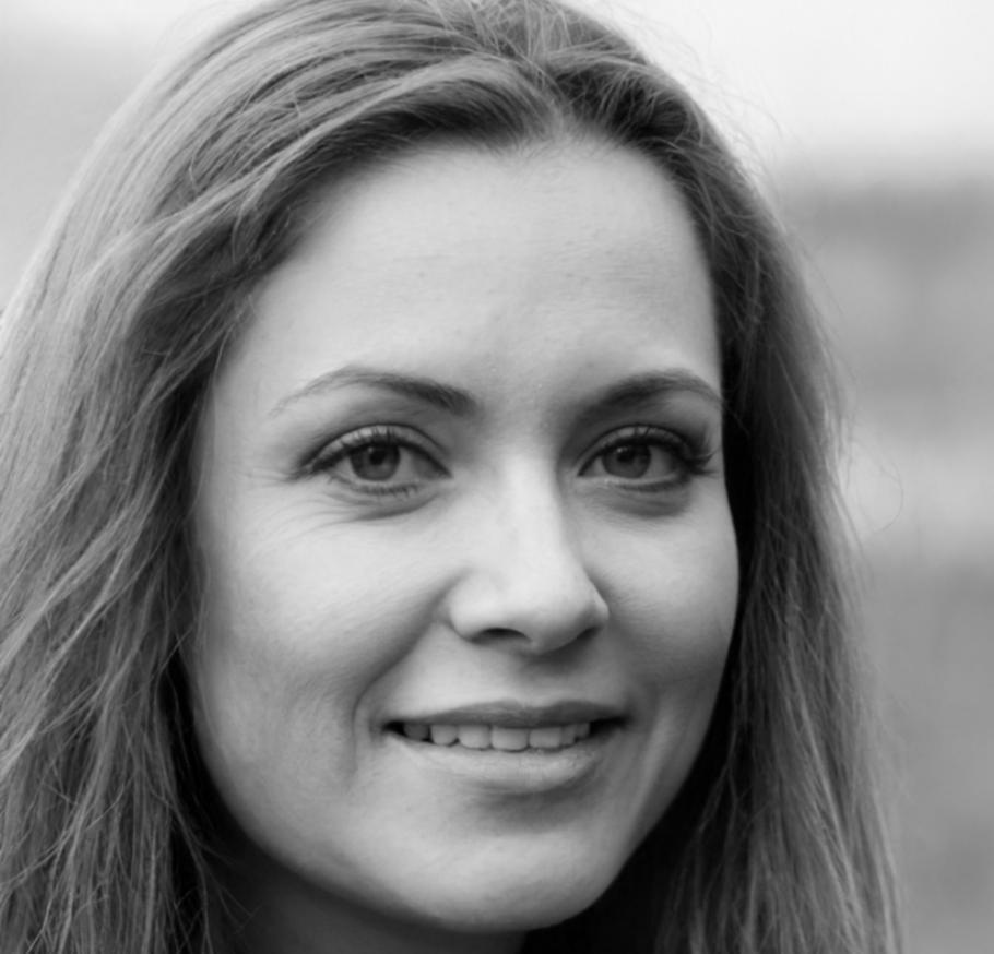 Dr. Marie Dubois, Directrice de la Recherche Pédagogique chez beliqantruvox